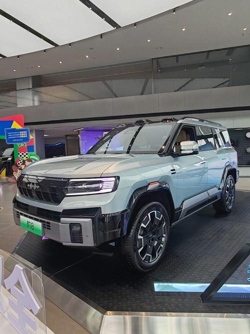 东莞132比亚迪方程豹硬派越野的爆款，英菲尼迪35周年与你共成长